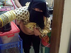 (kitchen Ne Jabardast Meri Chudai) Neighbor Fucks Tamil Muslim Hot Aunty While Cooking - Indian Sex