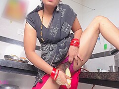 Despite Having 1 Lakh Followers, Komal Has To Take The Support Of Cucumber, After All, He Had To Tak