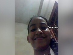 Today Exclusive- Cute Lankan Girl Showing Her Pussy
