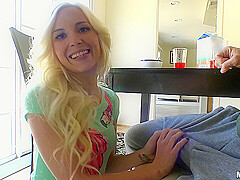 Piper Perri - Spinner Gags on a Dick - I Know That Girl