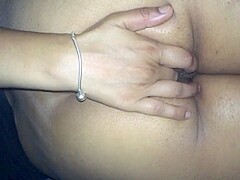 Indian Housewife Getting Her Ass Fingered - Indian Hidden Cams