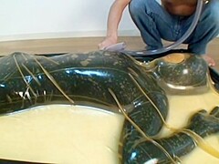 21 Latex Catsuit Doll Vacbed Breathplay