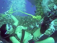 Mickaela And Lars Do Underwater Hardcore - Mickaela And Lars Do Underwater Hardcore