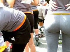 Really cool girl with awesome round ass was roller skating
