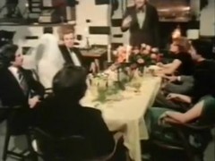 Bumsfidele Hochzeitsnacht (Cuckold group sex scene)