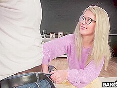 Sara Bell