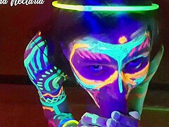 Fucked The Wild Slim Girl In The Uv- Light