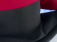 Hot Asian Pussy Camel-toe Closed-up