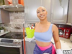 Thick Ass Daphne - The Thickest Cums The Quickest