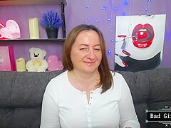 BBW natural big boobs web brunette cute mature