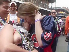 Mardi gras 2007 Big Boobs