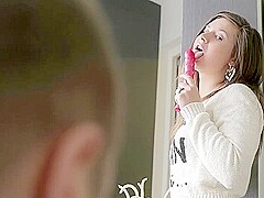 Hottie Enjoys Standing Anal Sex