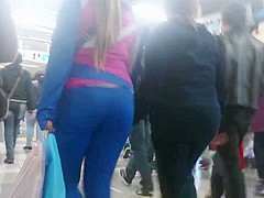 spandex  en el metro