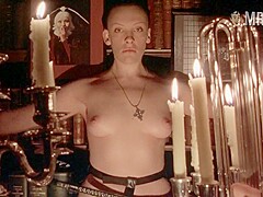 Marisa Tomei's High-Def Tomei-toes, Pam Grier's 71st Birthday, and More - Mr.Skin