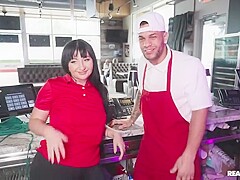 Aleksa Mink In Big Brat Pizza Shop (7125)