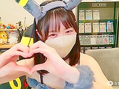 Erotic live chat with cute beautiful girl
