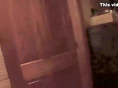 Ravishing blonde starlet Ashlynn Brooke gets screwed
