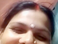Bihari Village Bhabhi Showing Pussy On With Live Cam