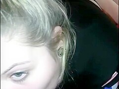 THICK SNOW BUNNY SUCKS DADDY OFF