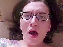 Bettie Bondage &ndash; Story Time With Mom
