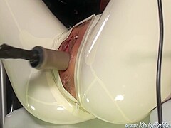 Kinkyrubberworld - Latex Lara - Latex Lea And Rubberboy Fucking Machine On The Gyn Chair