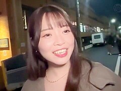 美形のメンズエステ美女とプライベートでおっぱい揉みもみラブラブエッチ